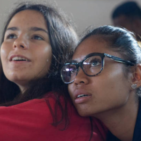Due ragazze partecipanti al Summer Camp di Marsciano, 2019.
