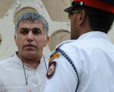 Nabeel Rajab è stato arrestato il 1° ottobre e, il giorno dopo, posto in stato di detenzione per una settimana in attesa del processo.