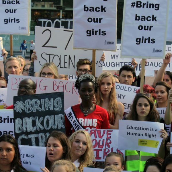 Boko Haram: una manifestazione in Nuova Zelanda per chiedere la liberazione delle studentesse rapite