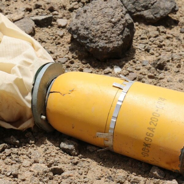 Nella foto: una bomba a grappolo. Come quelle usate dall'Iran su Israele.