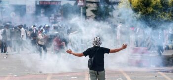 Nepal, proteste per l’annullamento del blocco dei social media e la fine della corruzione governativa.