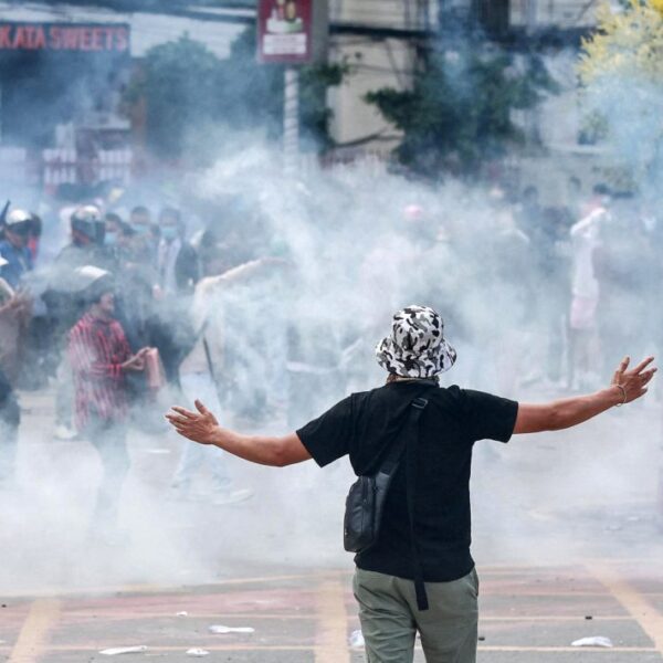 Nepal, proteste per l’annullamento del blocco dei social media e la fine della corruzione governativa.