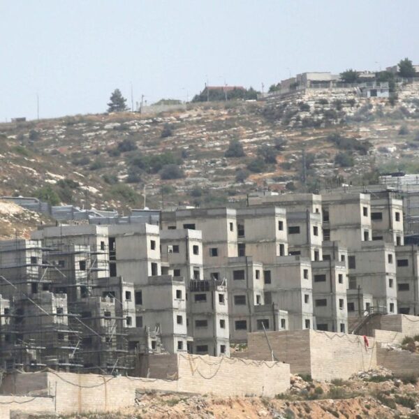 Veduta generale dei nuovi edifici nell'insediamento ebraico di Aliya, a sud di Nablus, in Cisgiordania.