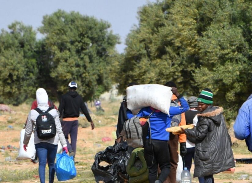 persone migranti espulse dalla tunisia