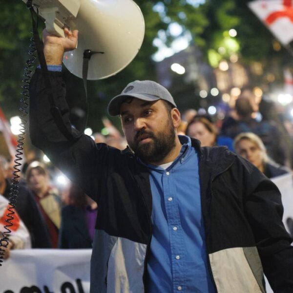 proteste pro UE e per la liberazione di prigionieri politici e di coscienza